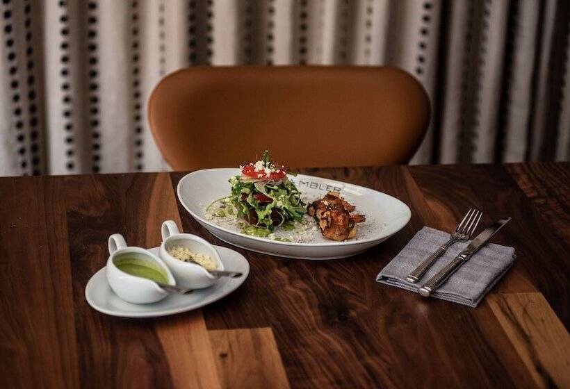 בית מלון כפרי Contessa Suites On The Riverwalk