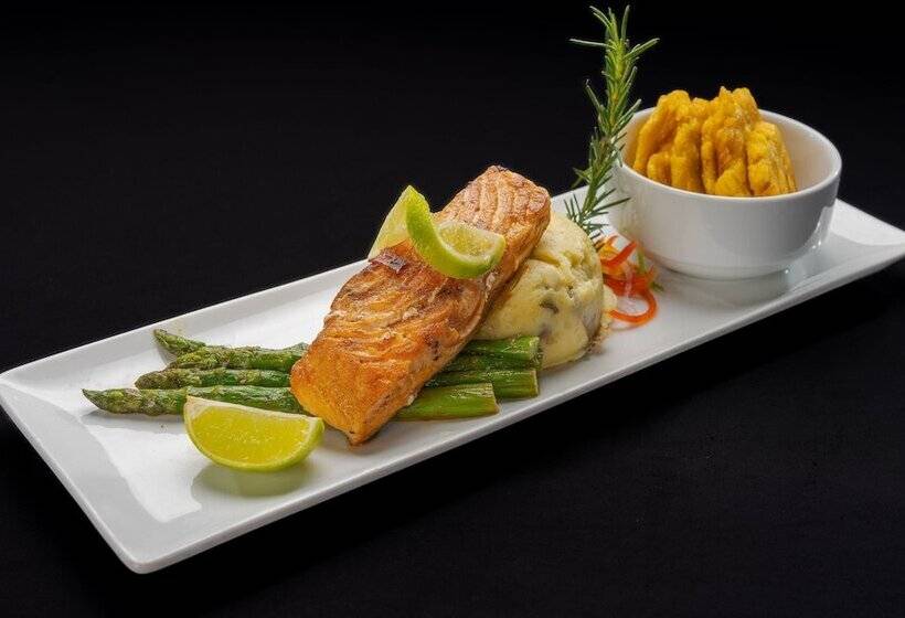 酒店 Courtyard By Marriott Panama Metromall