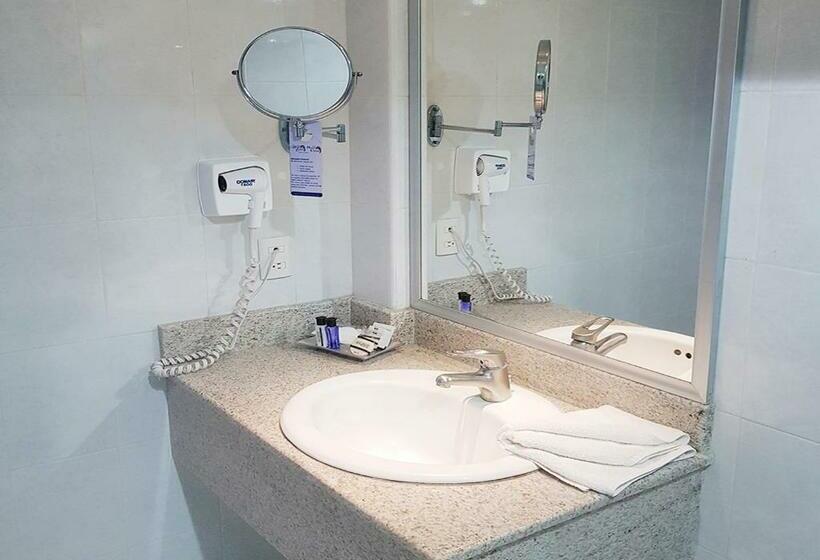 בית מלון כפרי Emily