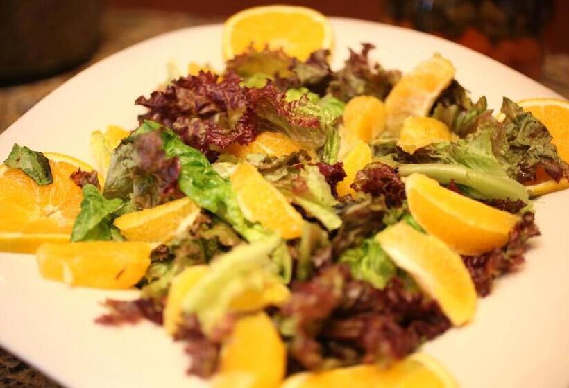 בית מלון כפרי Emily