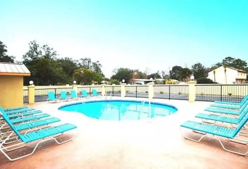 ホテル Fairway Inn