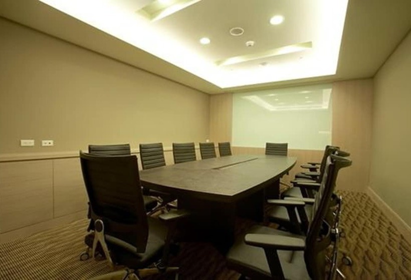 Fullon Hotel Taipei, East