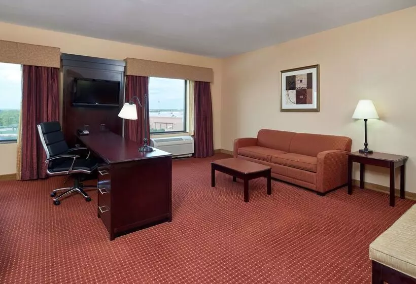 Отель Hampton Inn & Suites Austin South/buda