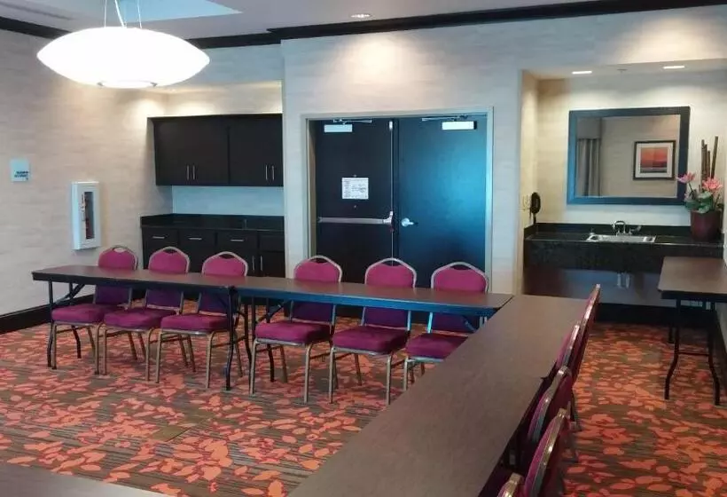 Szálloda Holiday Inn Express Augusta North, An Ihg