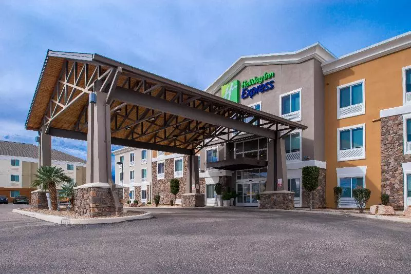 هتل Holiday Inn Express Sierra Vista, An Ihg