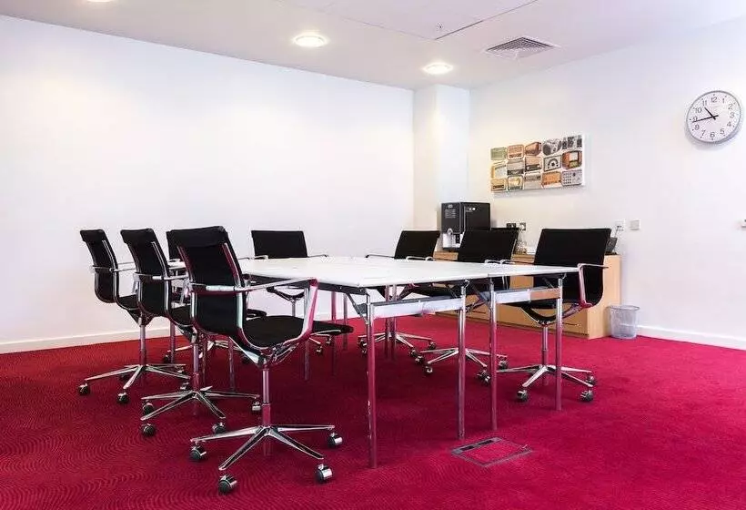 ホテル Holiday Inn Manchester Mediacityuk, An Ihg