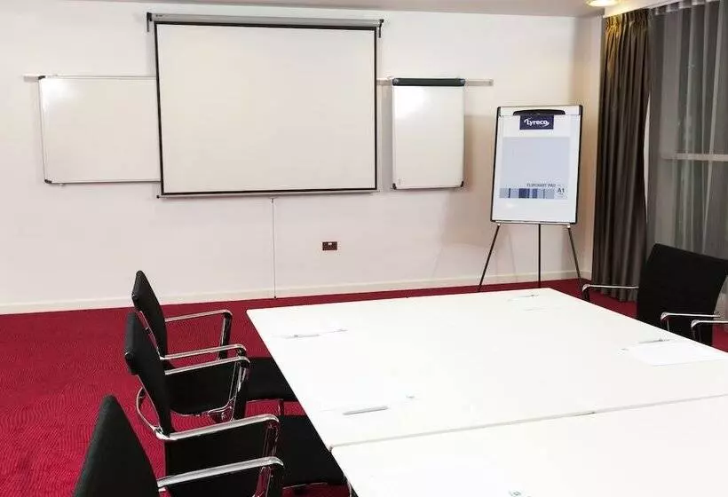 ホテル Holiday Inn Manchester Mediacityuk, An Ihg