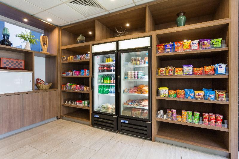 ホテル Holiday Inn Roanoke Airport   Conference Ctr, An Ihg