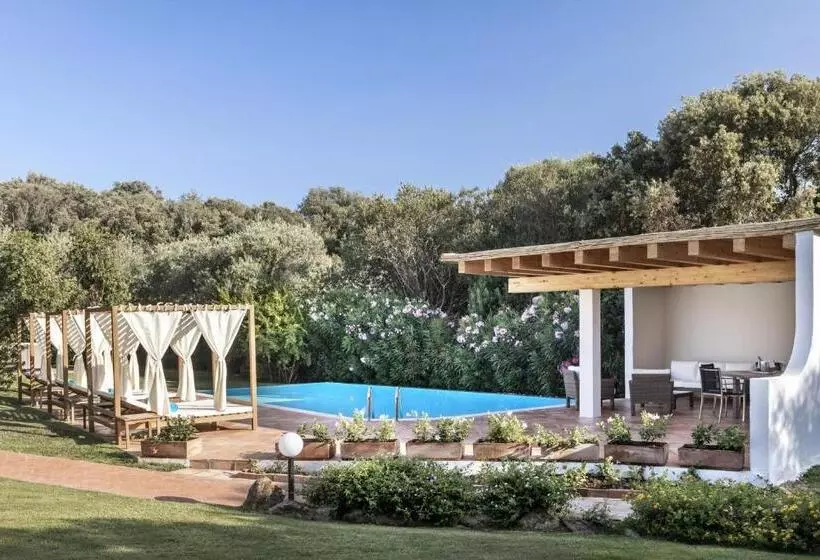 בית מלון כפרי La Rocca Resort & Spa