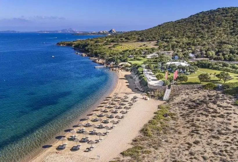 בית מלון כפרי La Rocca Resort & Spa