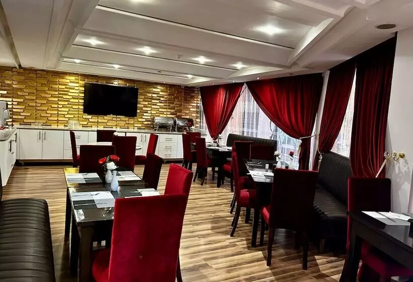 ホテル Les Trois Palmiers