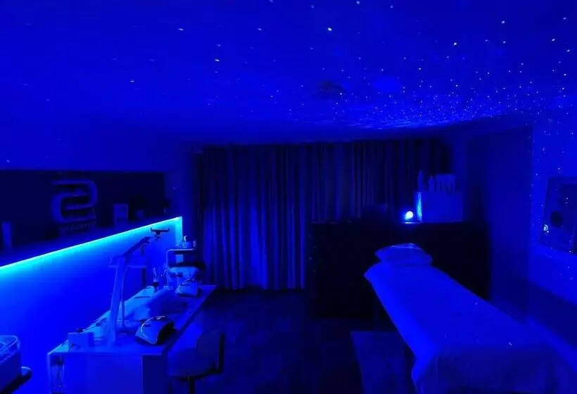 ホテル Les Trois Palmiers