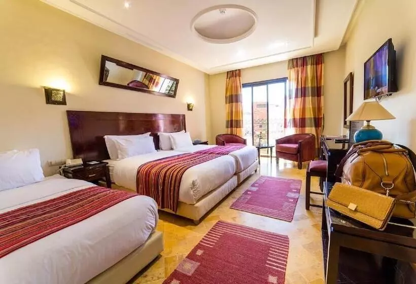 ホテル Les Trois Palmiers