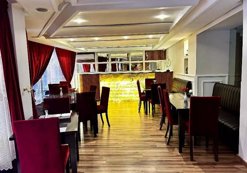 ホテル Les Trois Palmiers