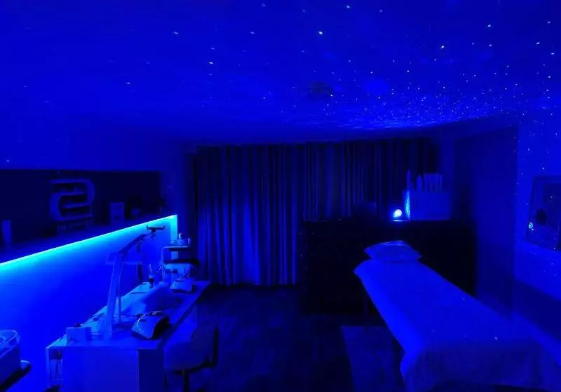 ホテル Les Trois Palmiers