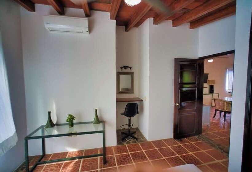 فندق Los Arroyos Verdes