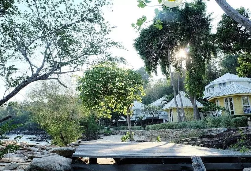 호텔 Nimmanoradee Resort