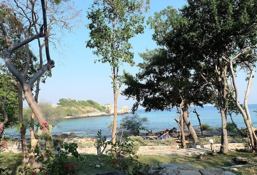 호텔 Nimmanoradee Resort