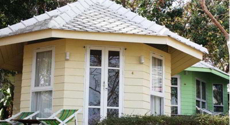 호텔 Nimmanoradee Resort