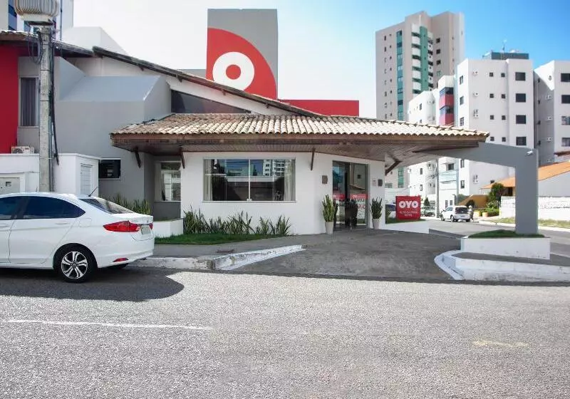 Отель Oyo Alto Da Praia