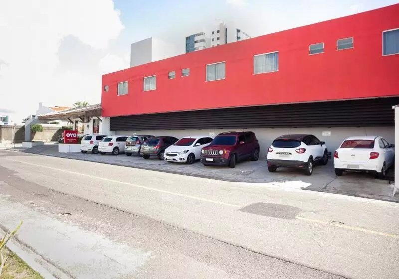 Отель Oyo Alto Da Praia