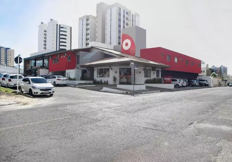 Отель Oyo Alto Da Praia