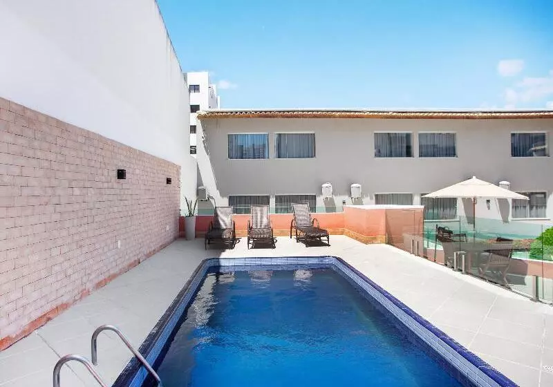 Отель Oyo Alto Da Praia