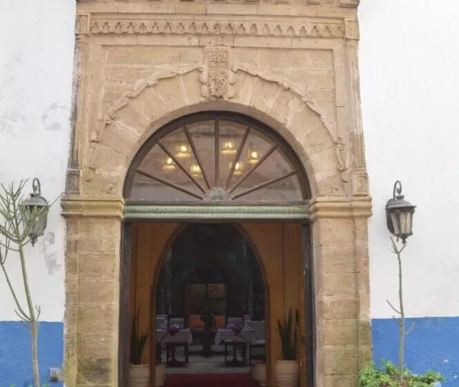 فندق Palais Des Remparts