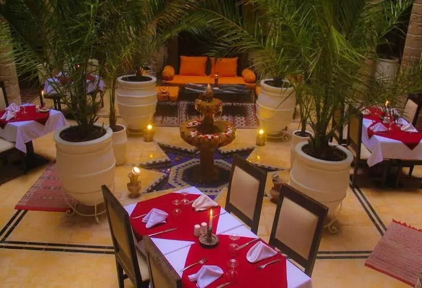 فندق Palais Des Remparts