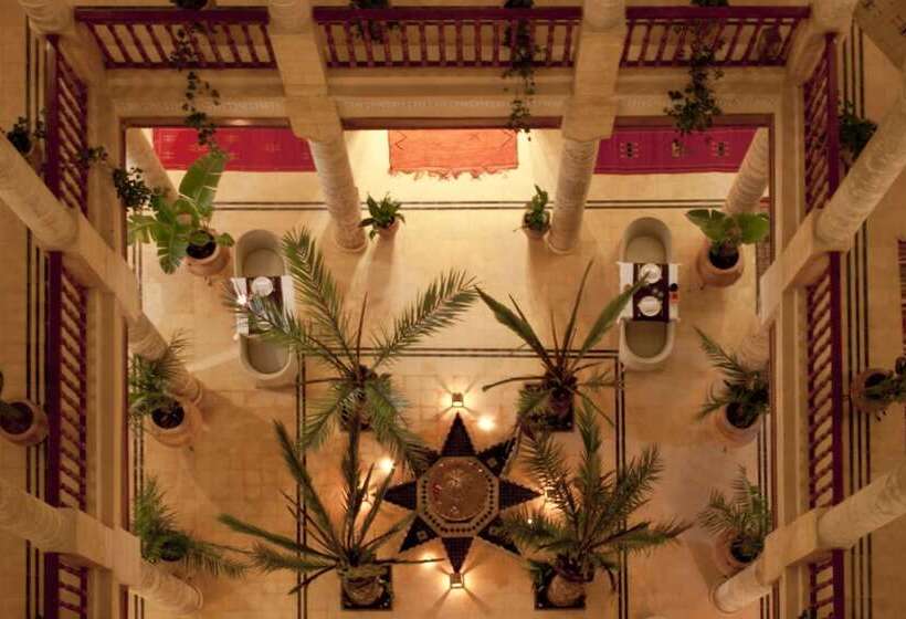 فندق Palais Des Remparts