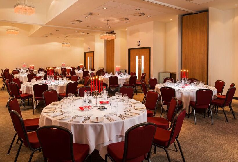 فندق Park Inn By Radisson Aberdeen