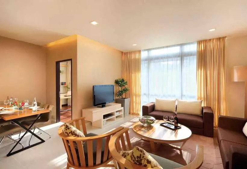 هتل Parkroyal Serviced Suites Kuala Lumpur