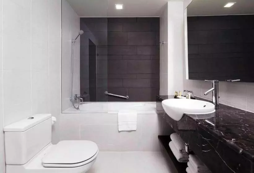 هتل Parkroyal Serviced Suites Kuala Lumpur