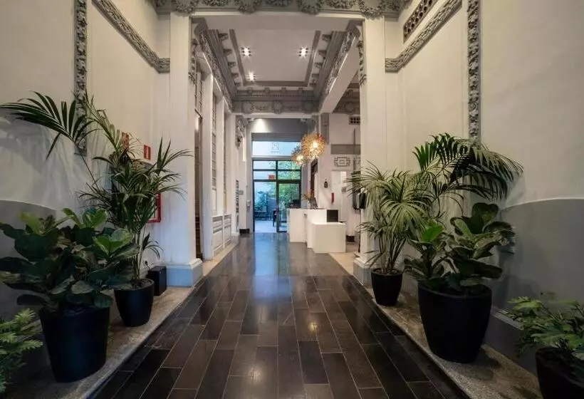 هتل Petit Palace Santa Barbara