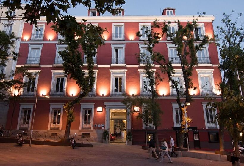 هتل Petit Palace Santa Barbara