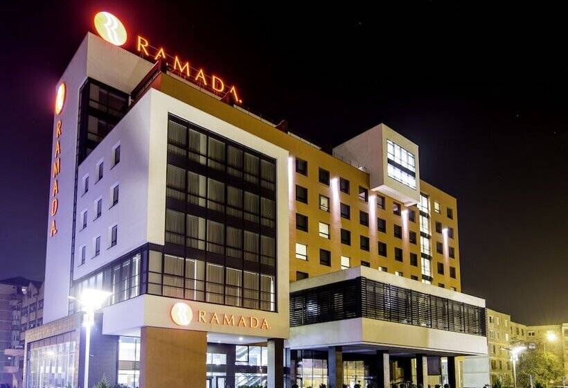 هتل Ramada By Wyndham Oradea
