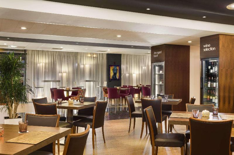 هتل Ramada By Wyndham Oradea