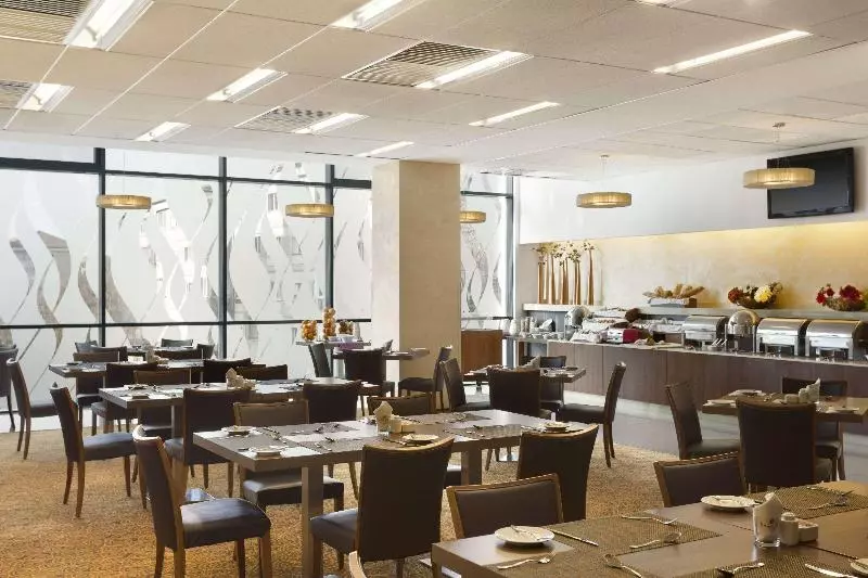 فندق Ramada By Wyndham Oradea