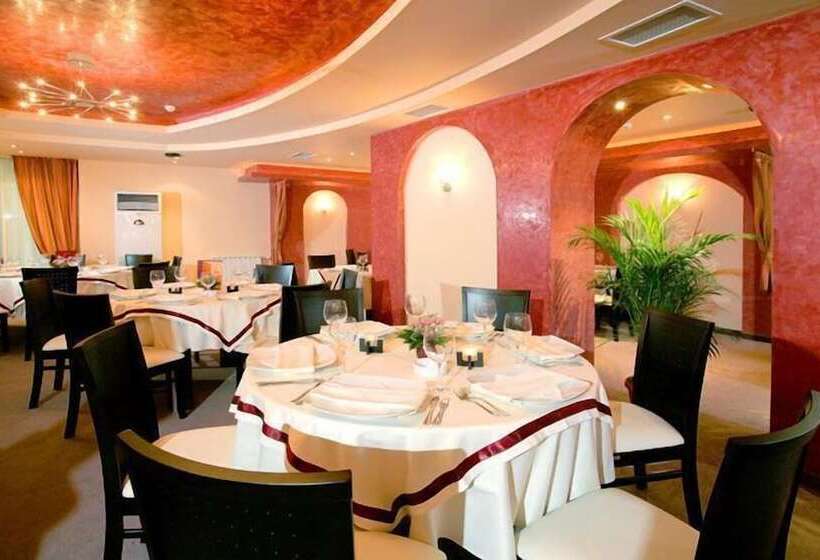 酒店 Riverside Family