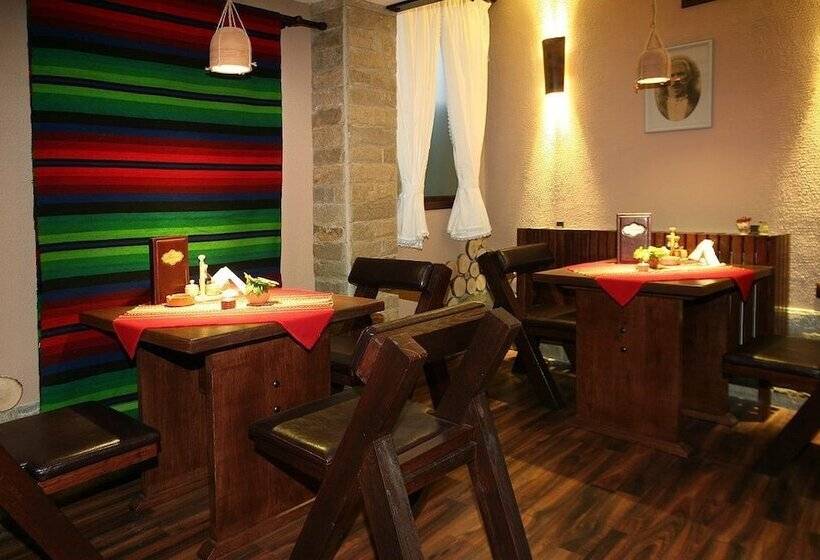 酒店 Riverside Family