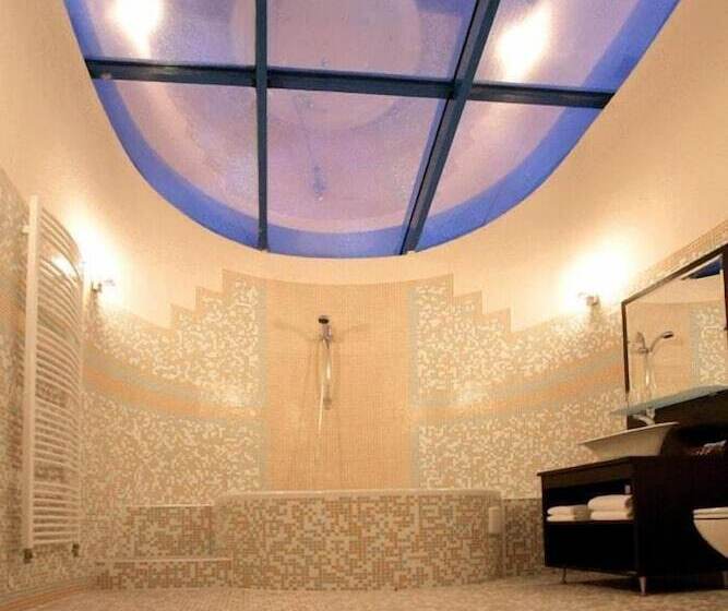 酒店 Riverside Family