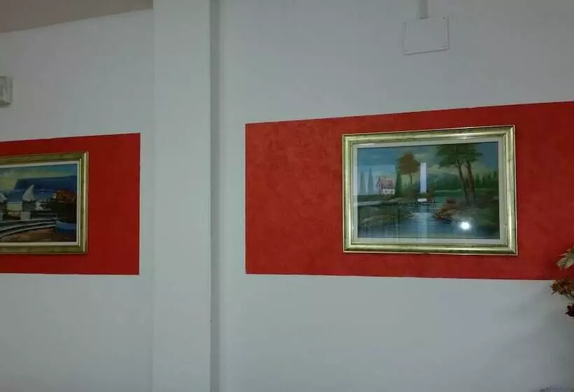 בית מלון כפרי Villa Del Sole