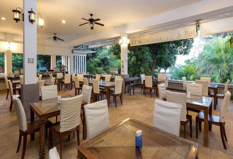 Phuket Sea Resort Sha Extra Plus