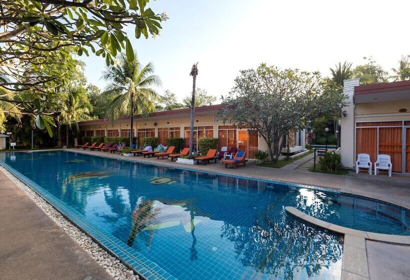 Phuket Sea Resort Sha Extra Plus