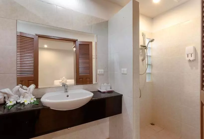 Phuket Sea Resort Sha Extra Plus