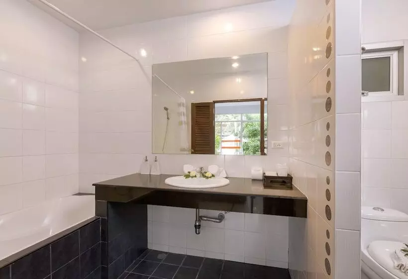 Phuket Sea Resort Sha Extra Plus