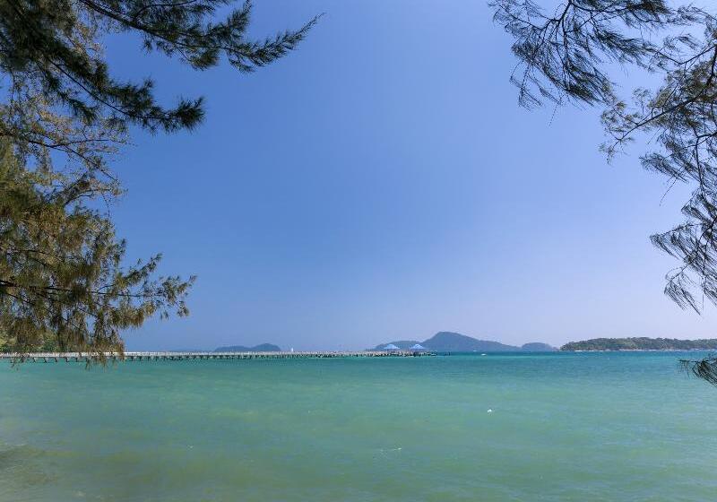 Phuket Sea Resort Sha Extra Plus