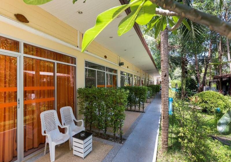 Phuket Sea Resort Sha Extra Plus