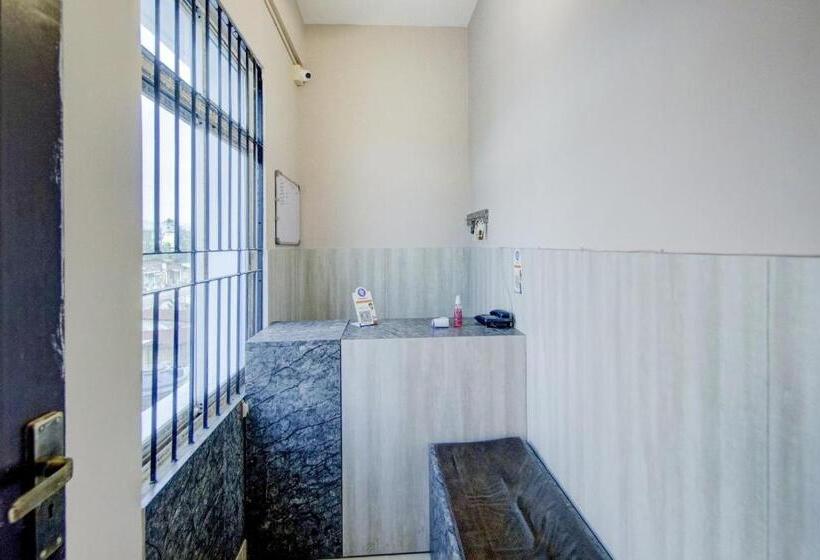 Hôtel Fabexpress Sai Villa