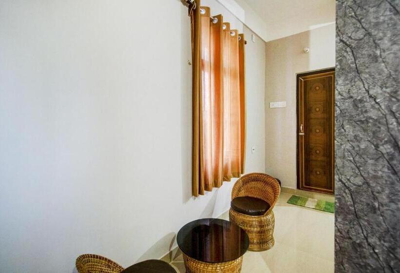 Hôtel Fabexpress Sai Villa